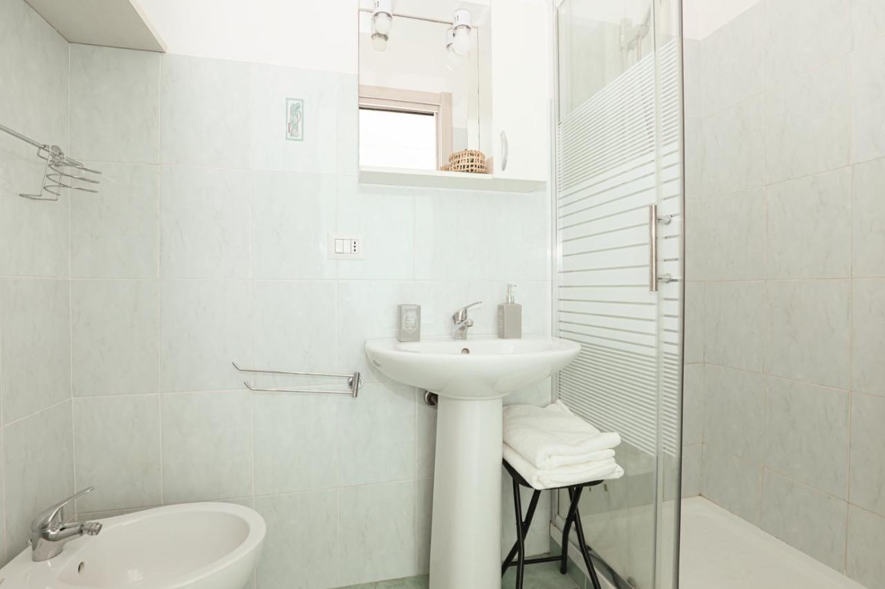 Affittacamere "San Martino Rooms" Genua Zewnętrze zdjęcie